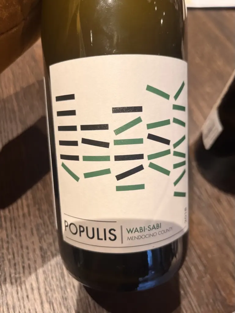 Populis Wabi-sabi white 2018
