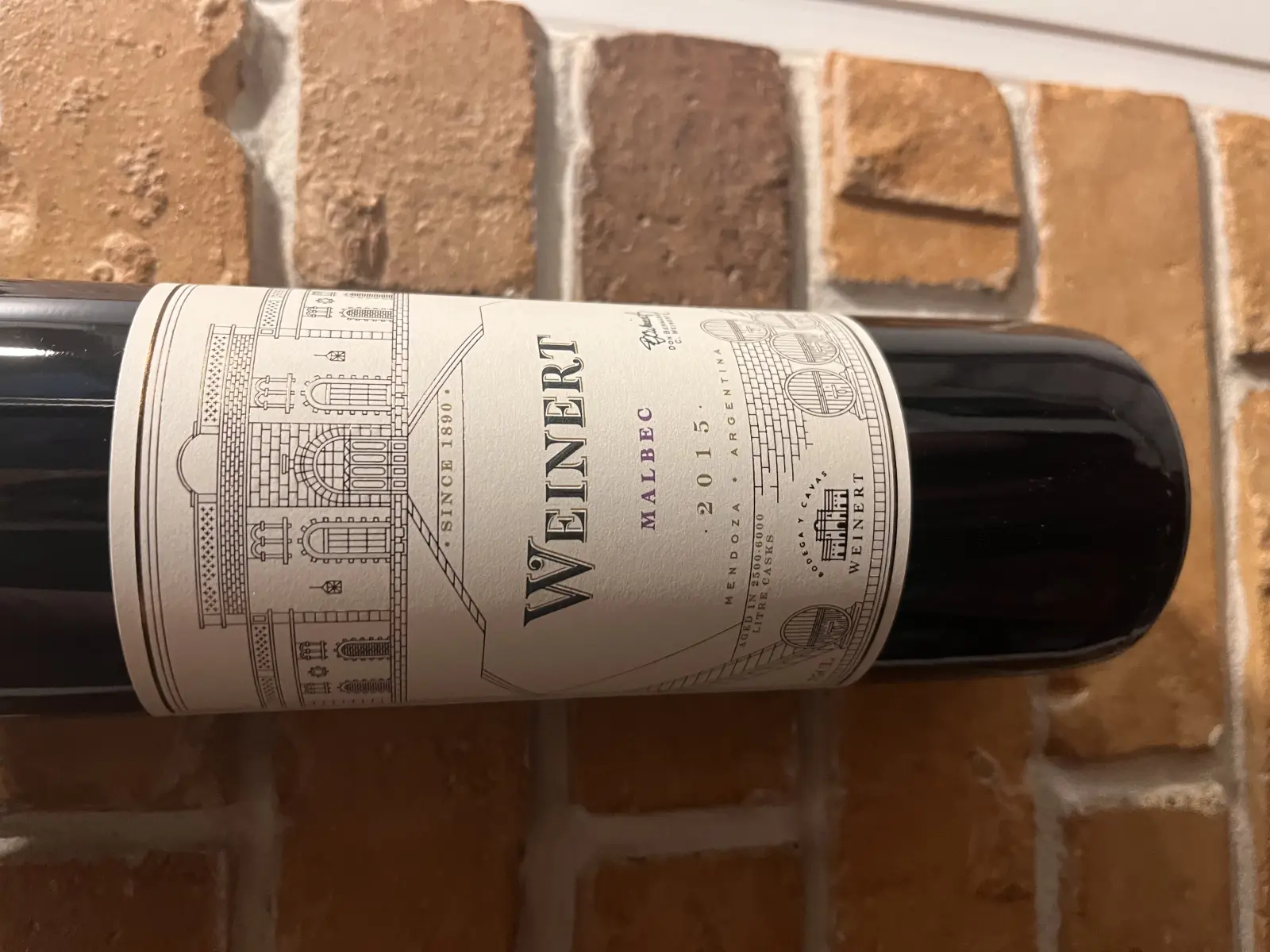 Weinert Malbec 2015