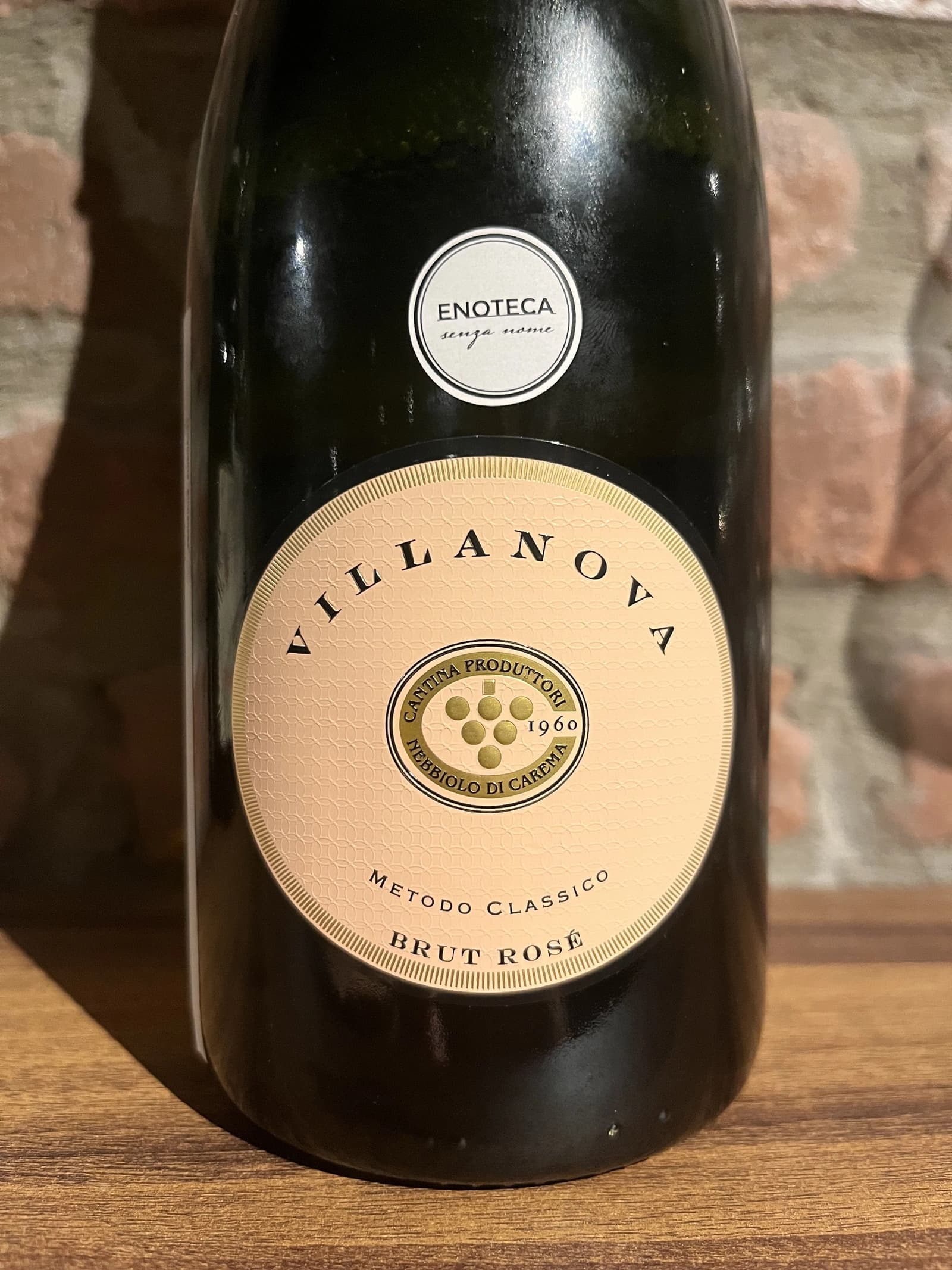 Cantina Produttori Nebbiolo di Carema Villanova Spumante Metodo Classico Brut Rosé NV