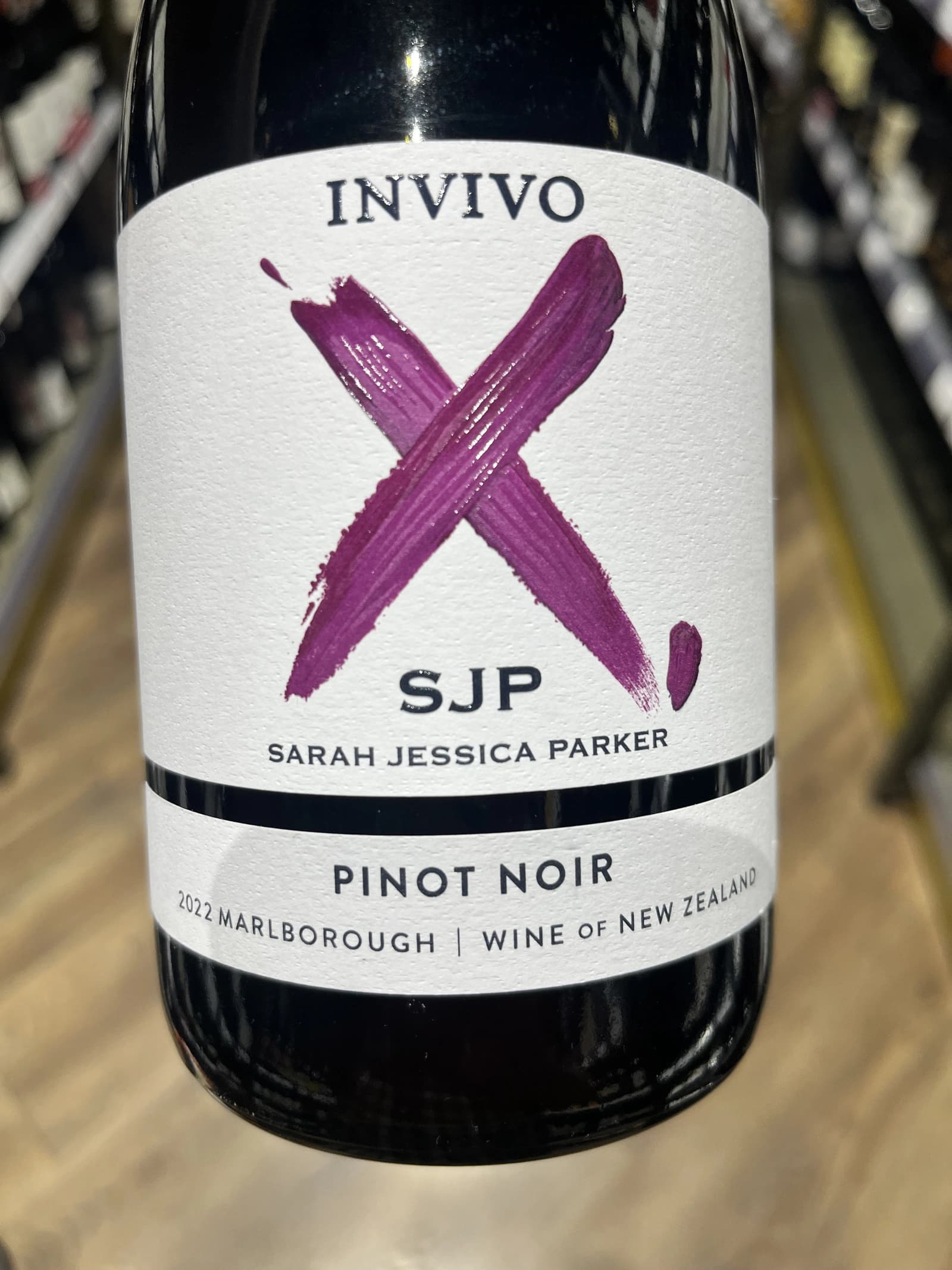 Invivo X, SJP Pinot Noir 2022