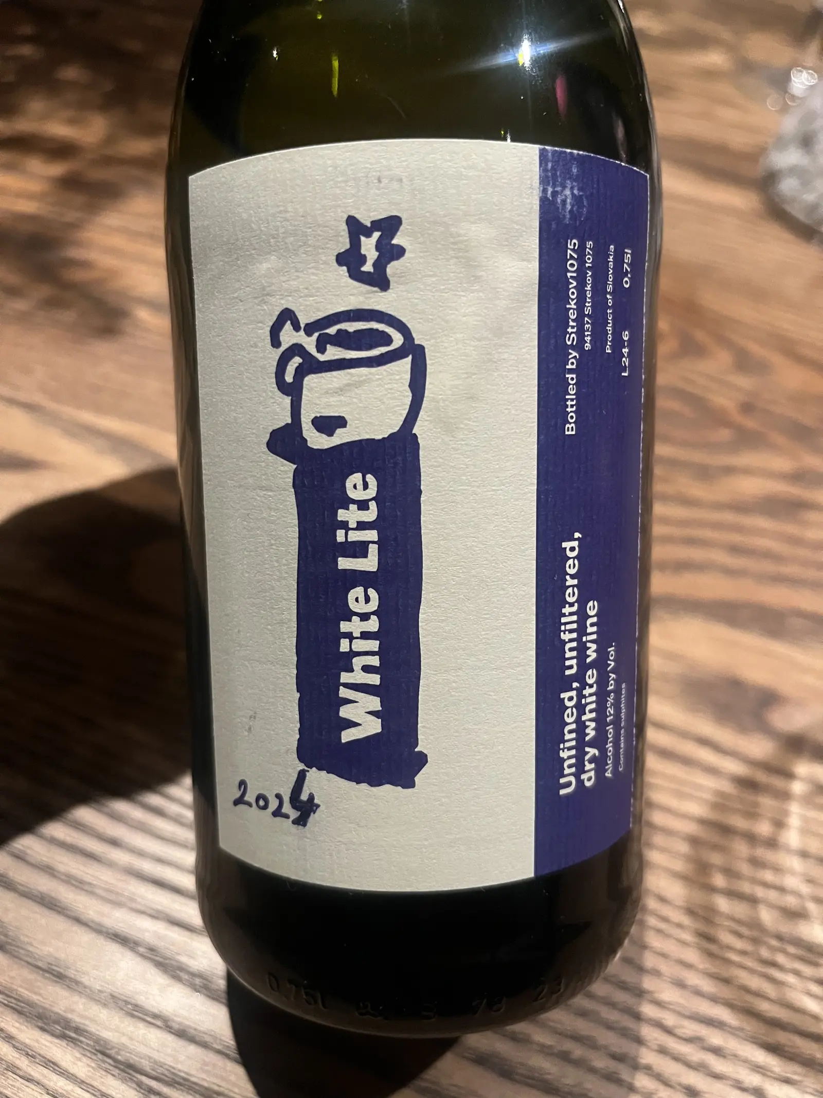 Strekov 1075 White Lite 2024