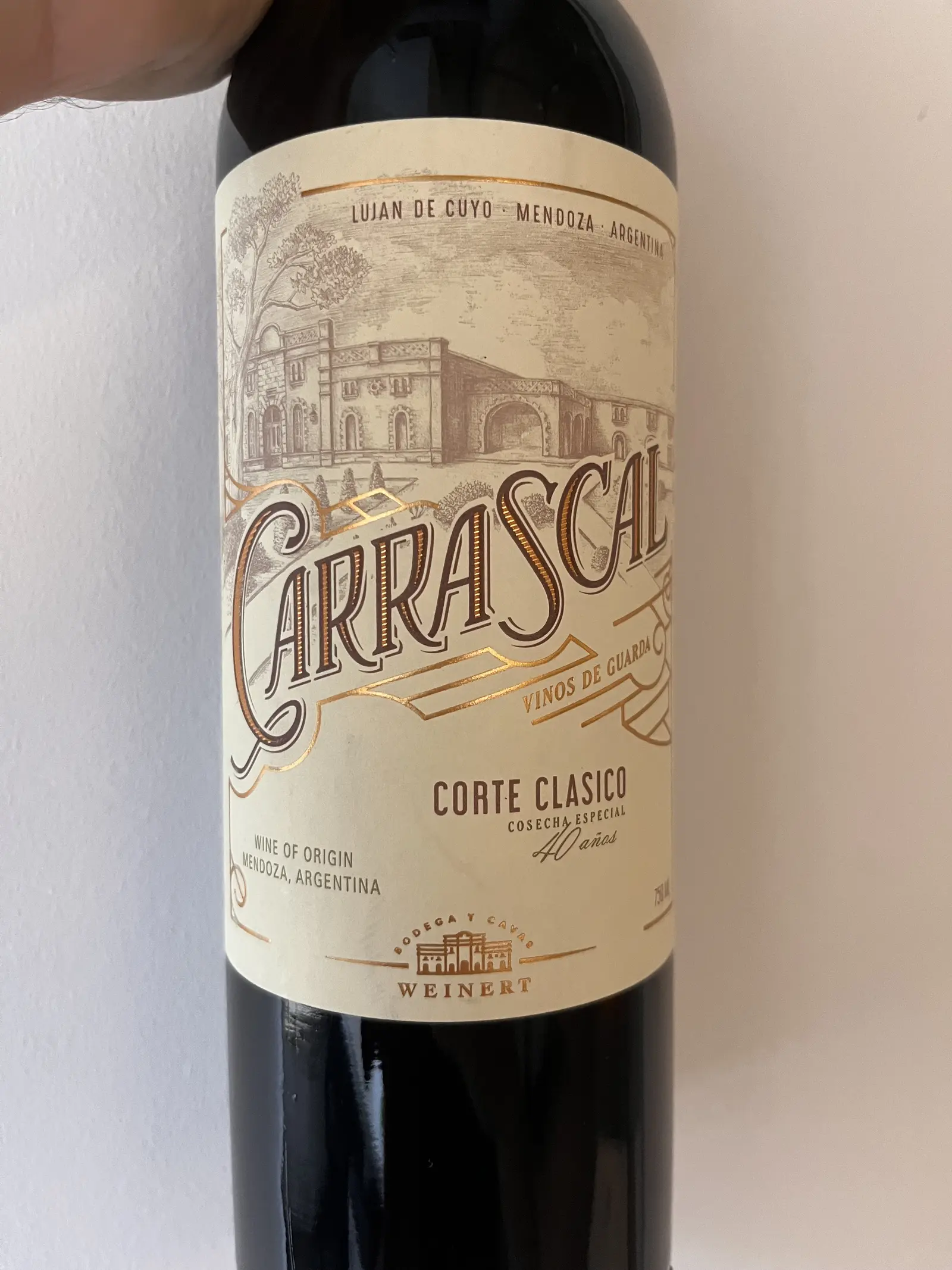 Weinert Carrascal Corte Clasico NV