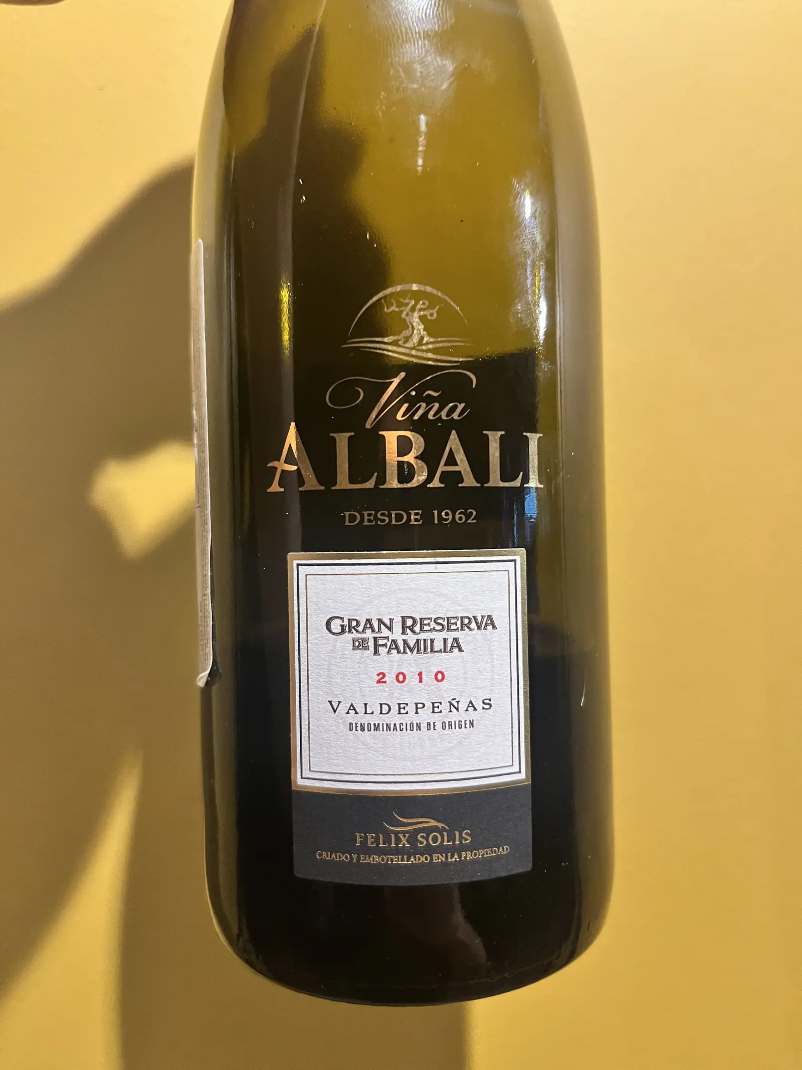 Félix Solís Viña Albali Gran Reserva de Familia 2010