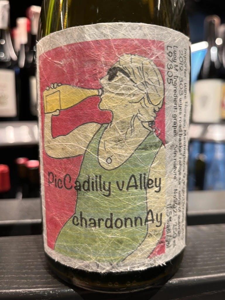 Lucy Margaux PicCadilly vAlley chardonnAy 2019