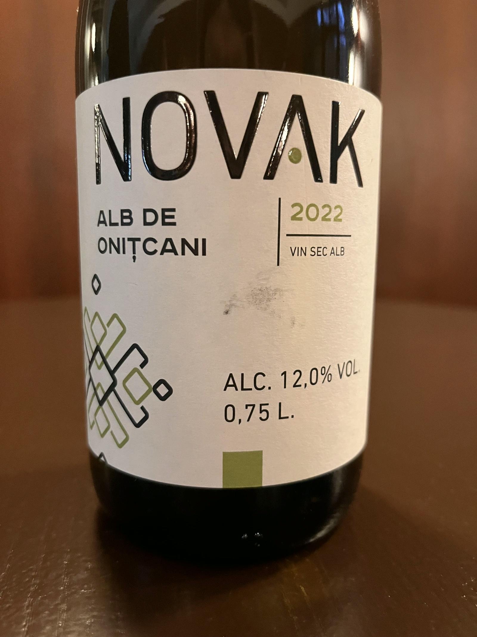 Novak White Label Alb de Oniţcani Classic 2022