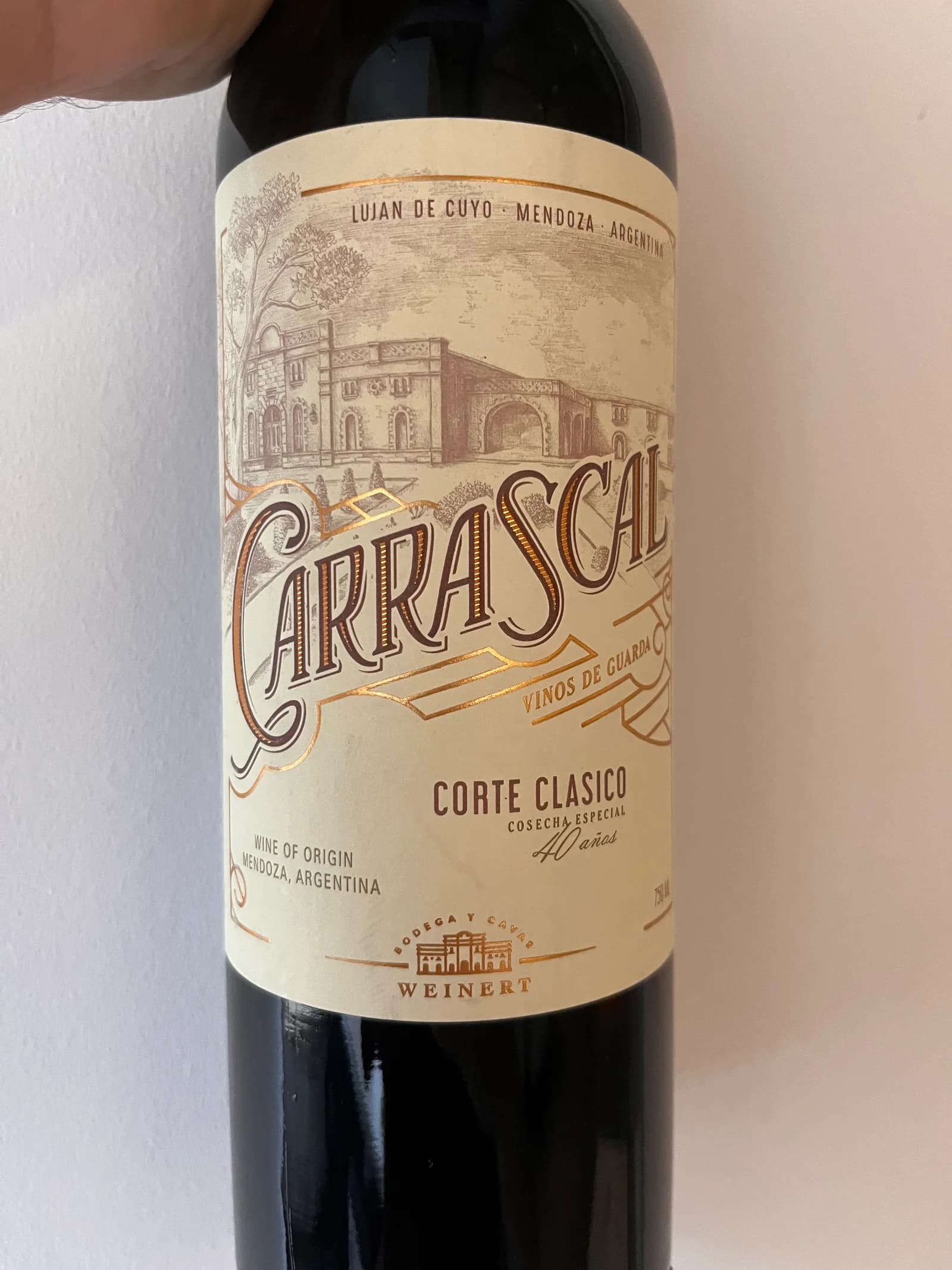 Weinert Carrascal Corte Clasico NV