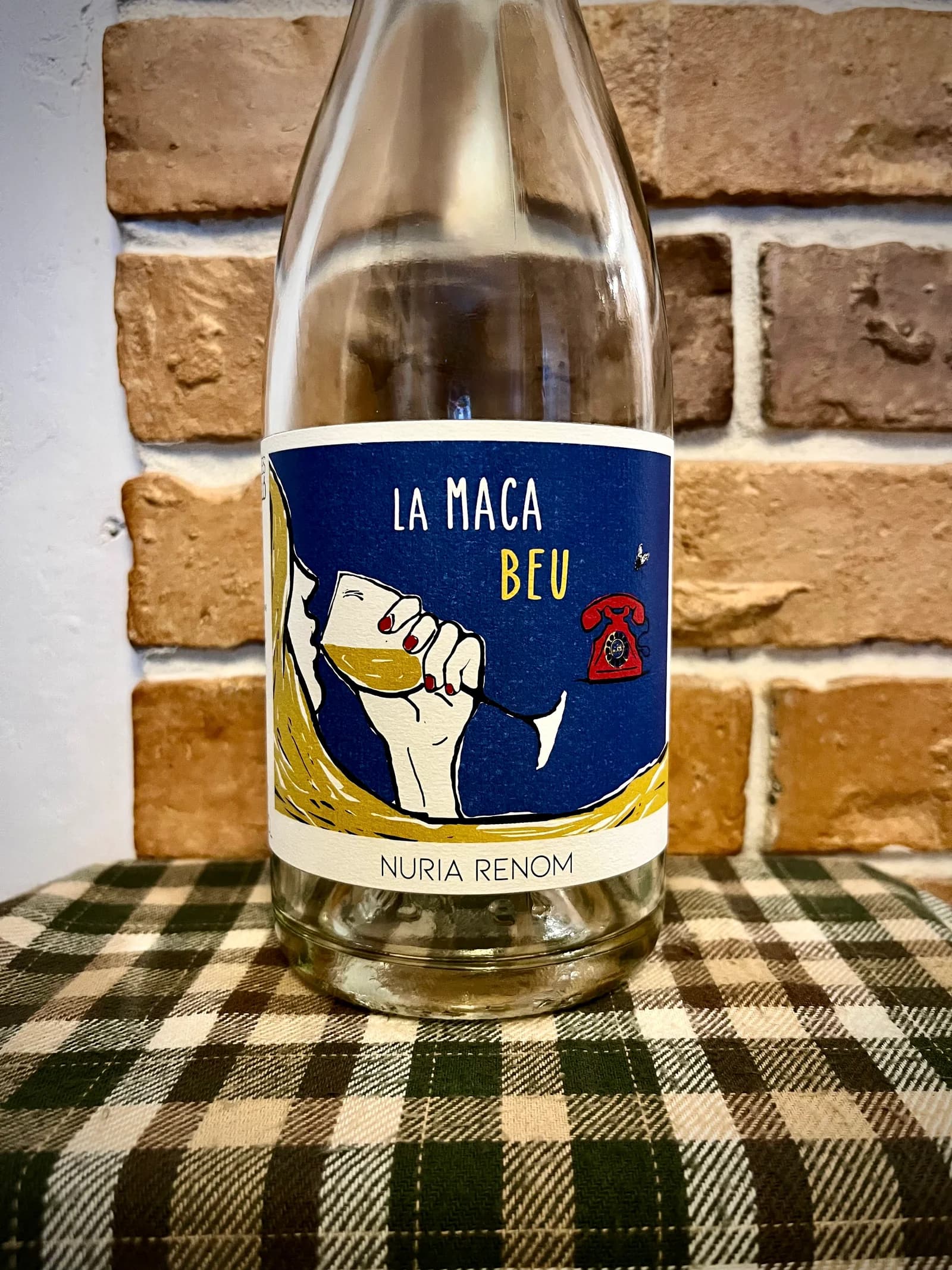 Les Cantarelles · Nuria Renom La Maca Beu