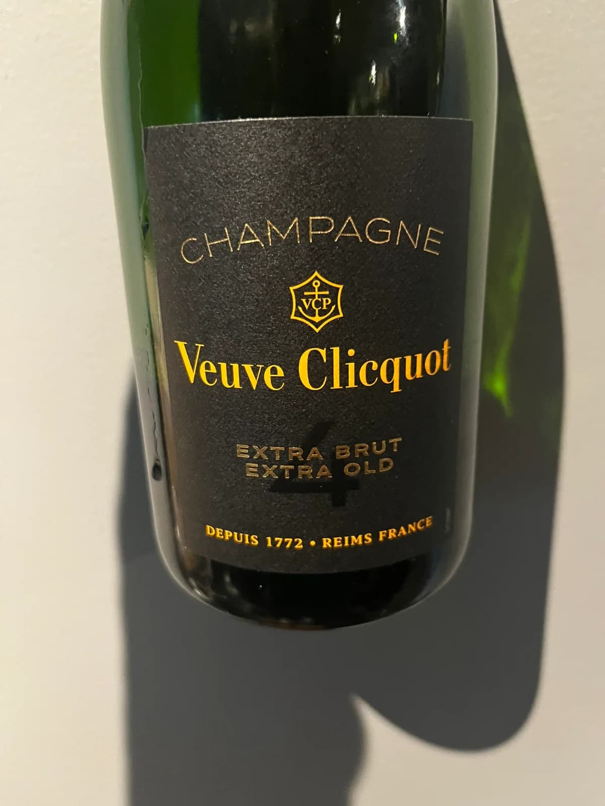 Veuve Clicquot Extra Brut Extra Old Champagne 4